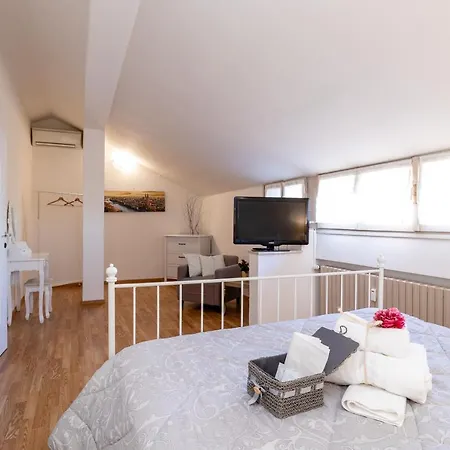 Attico Di Luna Penzion 2*