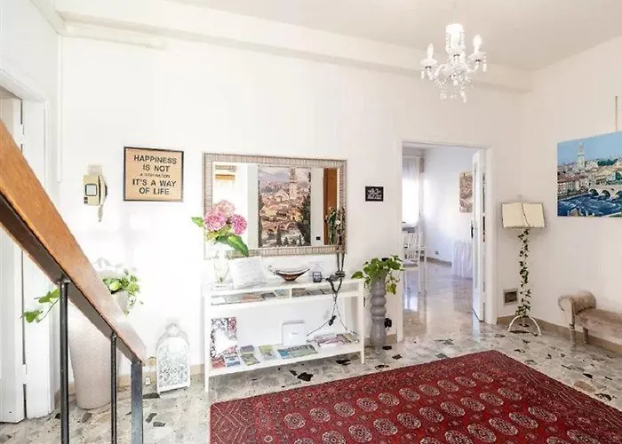 בית הארחה Attico Di Luna 2*