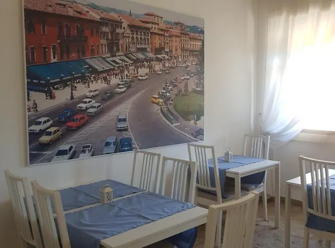 Attico Di Luna בית הארחה