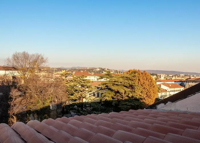 בית הארחה Attico Di Luna