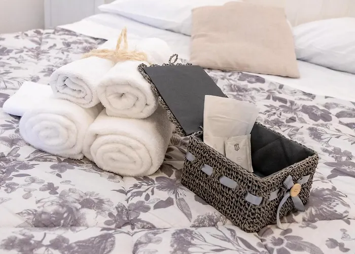 בית הארחה Attico Di Luna 2*