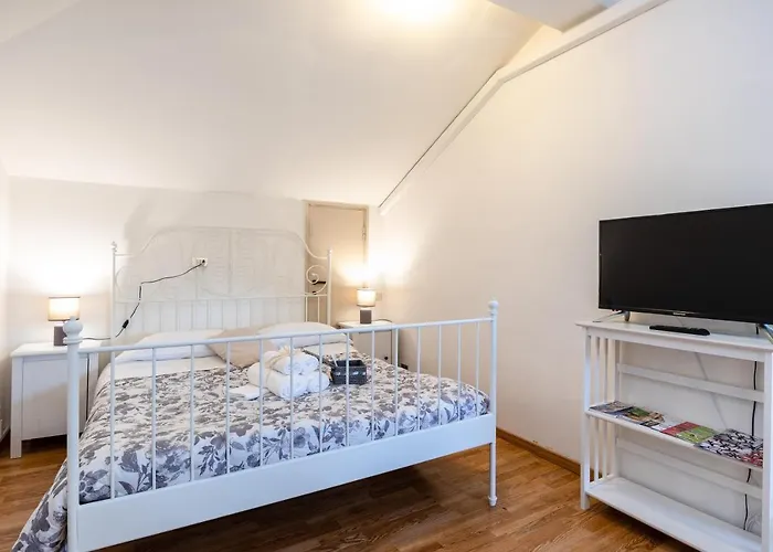 בית הארחה Attico Di Luna 2*