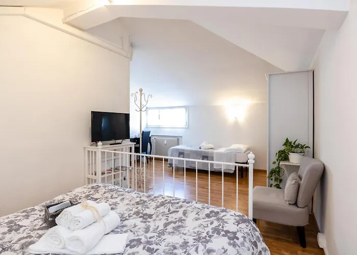 בית הארחה Attico Di Luna 2*